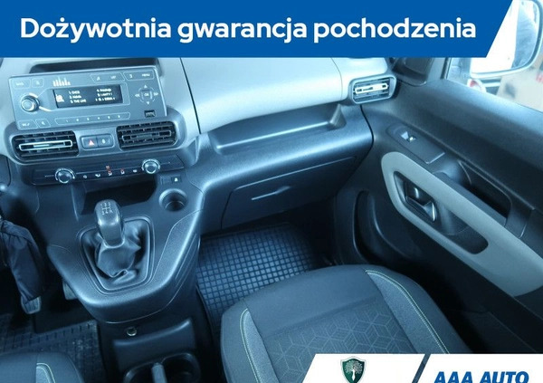 Peugeot Rifter cena 60000 przebieg: 146160, rok produkcji 2019 z Skarszewy małe 172